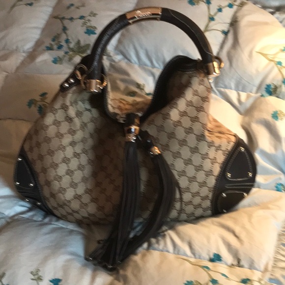 Gucci Beige and Black Shoulder Bag - Picture 1 of 12